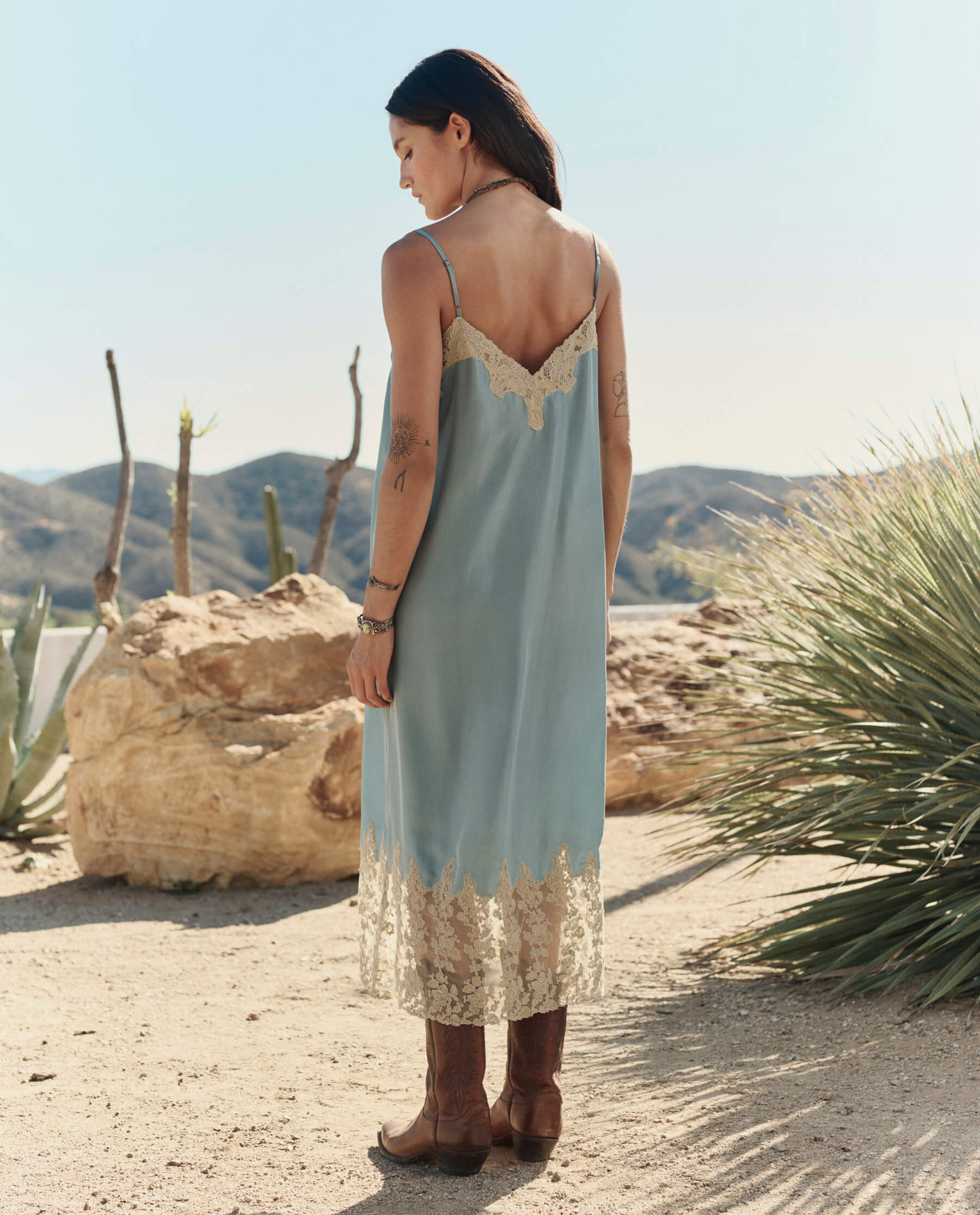 The Legacy Dress. -- Faded Blue and Cream - Image 5