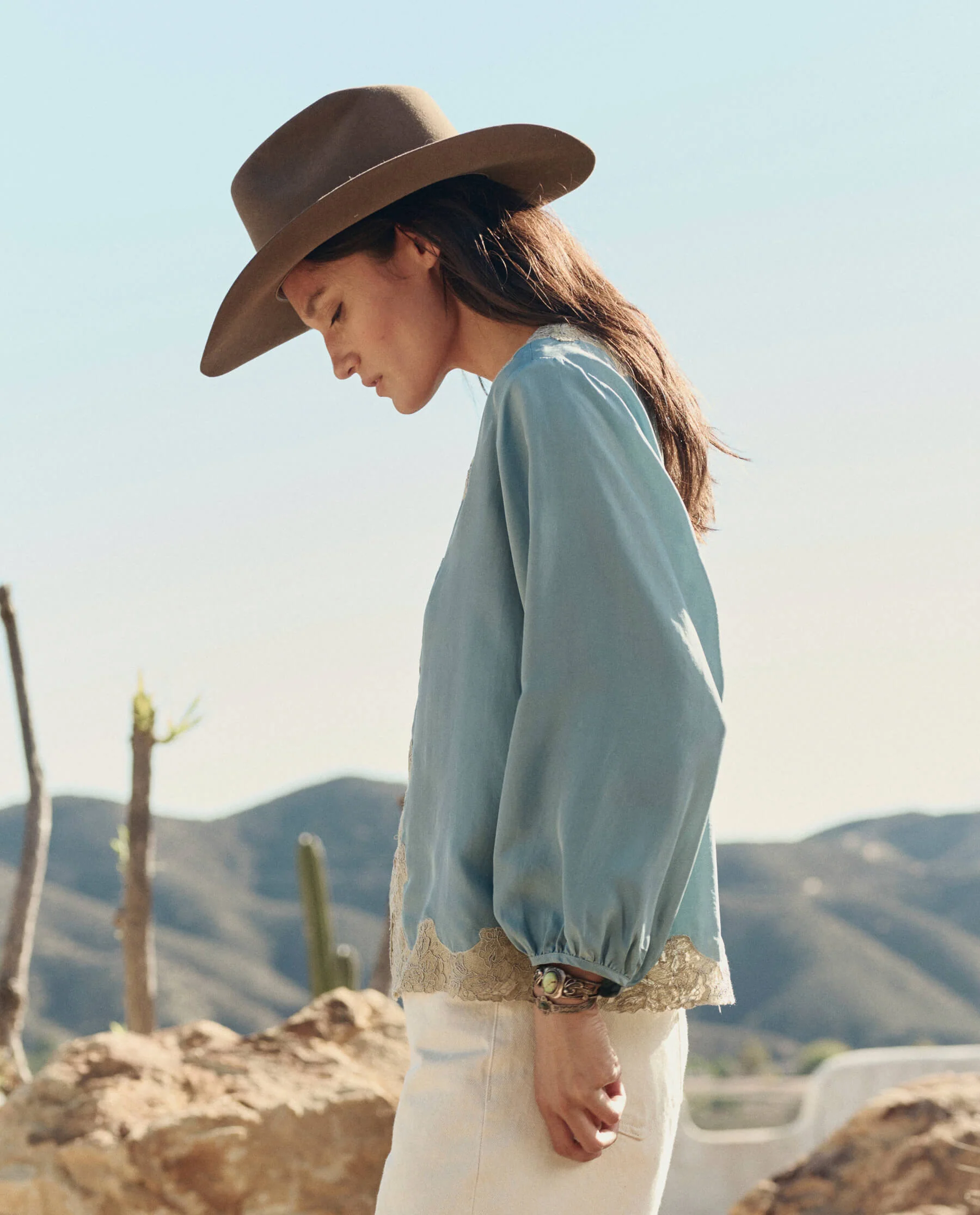 The Long Sleeve Legacy Top. -- Faded Blue and Cream - Image 3